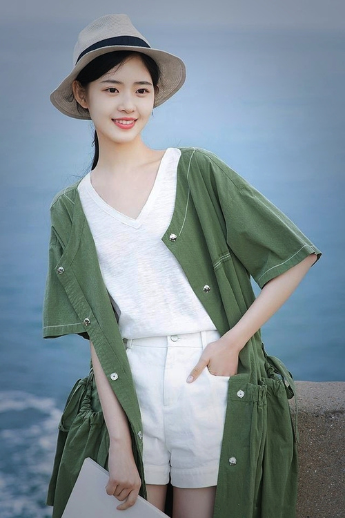 开云官网首页-《Faker：十年电竞，传奇仍在续写》，faker电竞历史