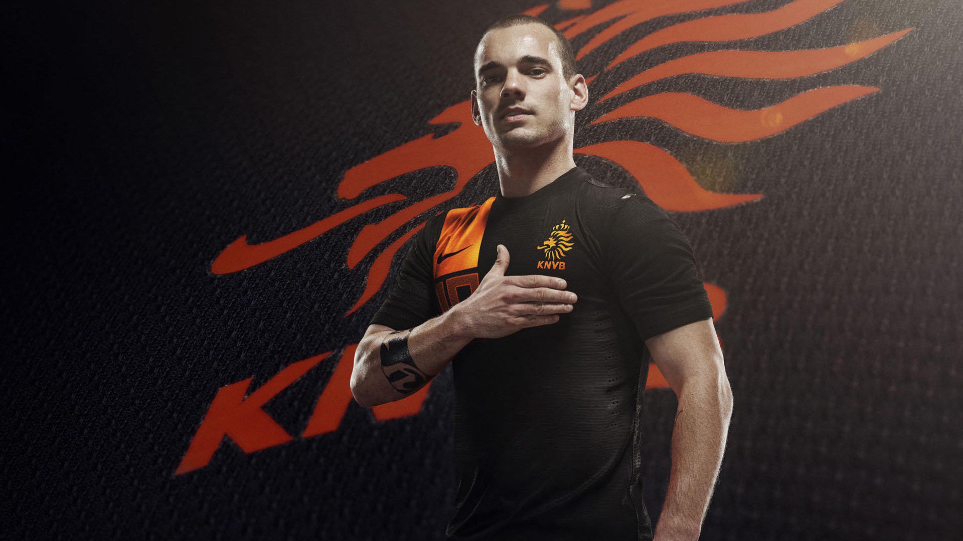 开云下载-“橙色风暴”战术解析：荷兰足球的狂野之路，天下足球荷兰橙色风暴